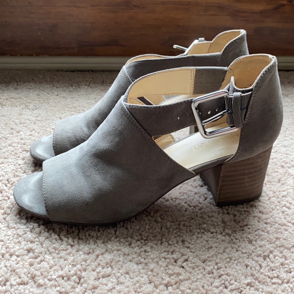 Women’s 6M Peep Toe Shoes Sandles with Thick Heel